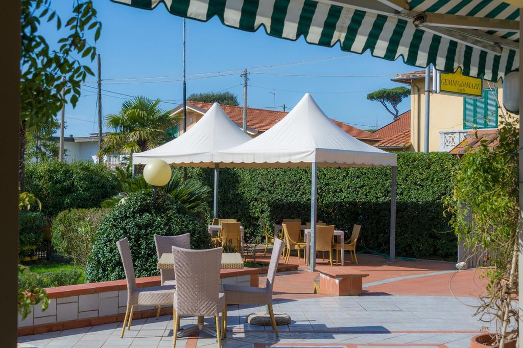 Hotel Gemma Del Mare มารินา ดิ เปียตราซันตา ภายนอก รูปภาพ